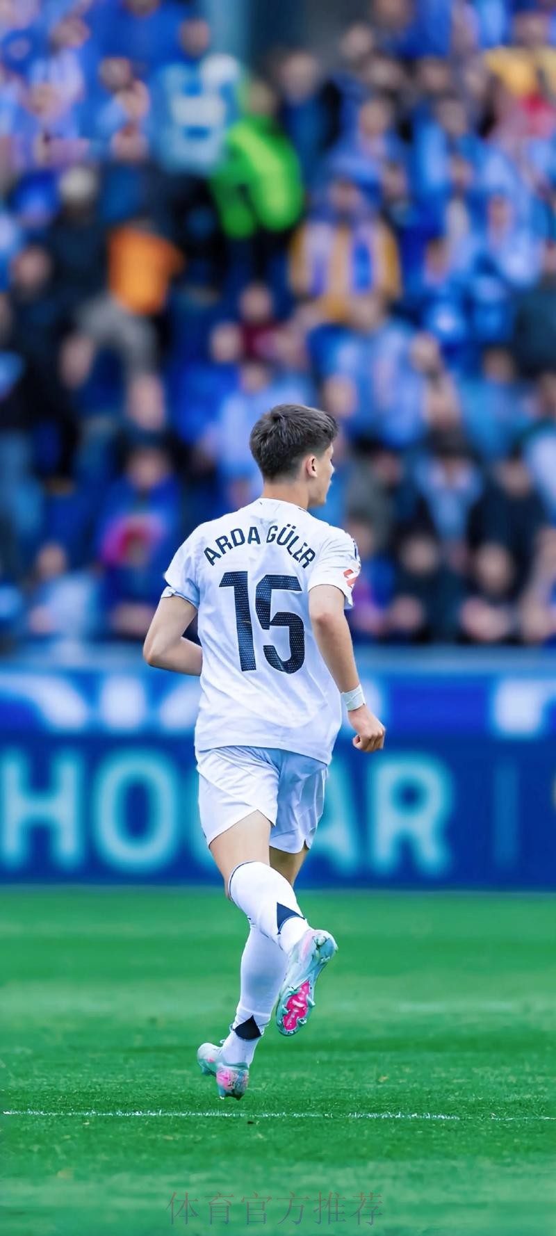 卡马文加离开法国队集训 回皇马做核磁共振检查